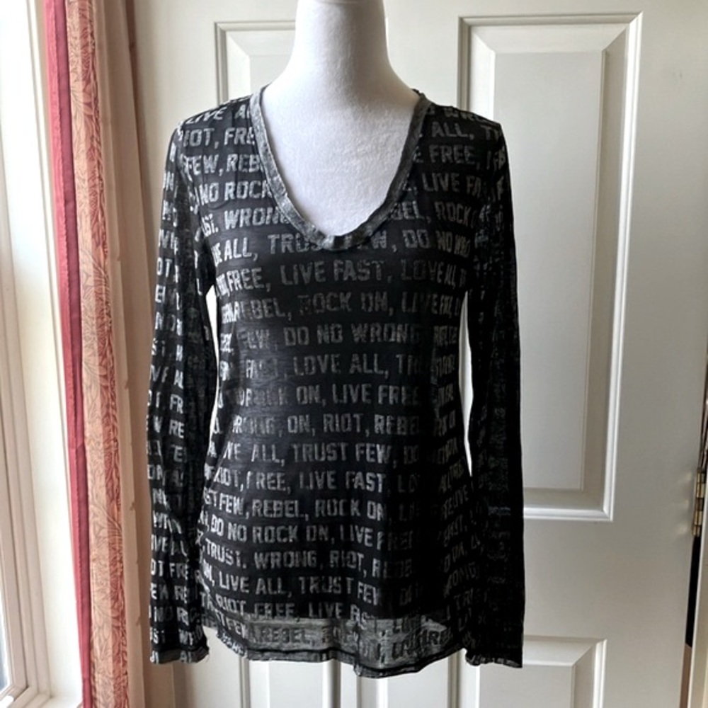 Rock & Republic Women’s Long Sleeve Semi-Shear Top Letter Graphics Black Size S